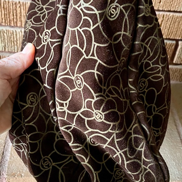 *****SOLD*****Chanel camelia hobo bag - Picture 14 of 16